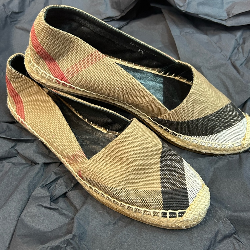 Burberry Tan and Black Espadrille Flats with Plaid Pattern